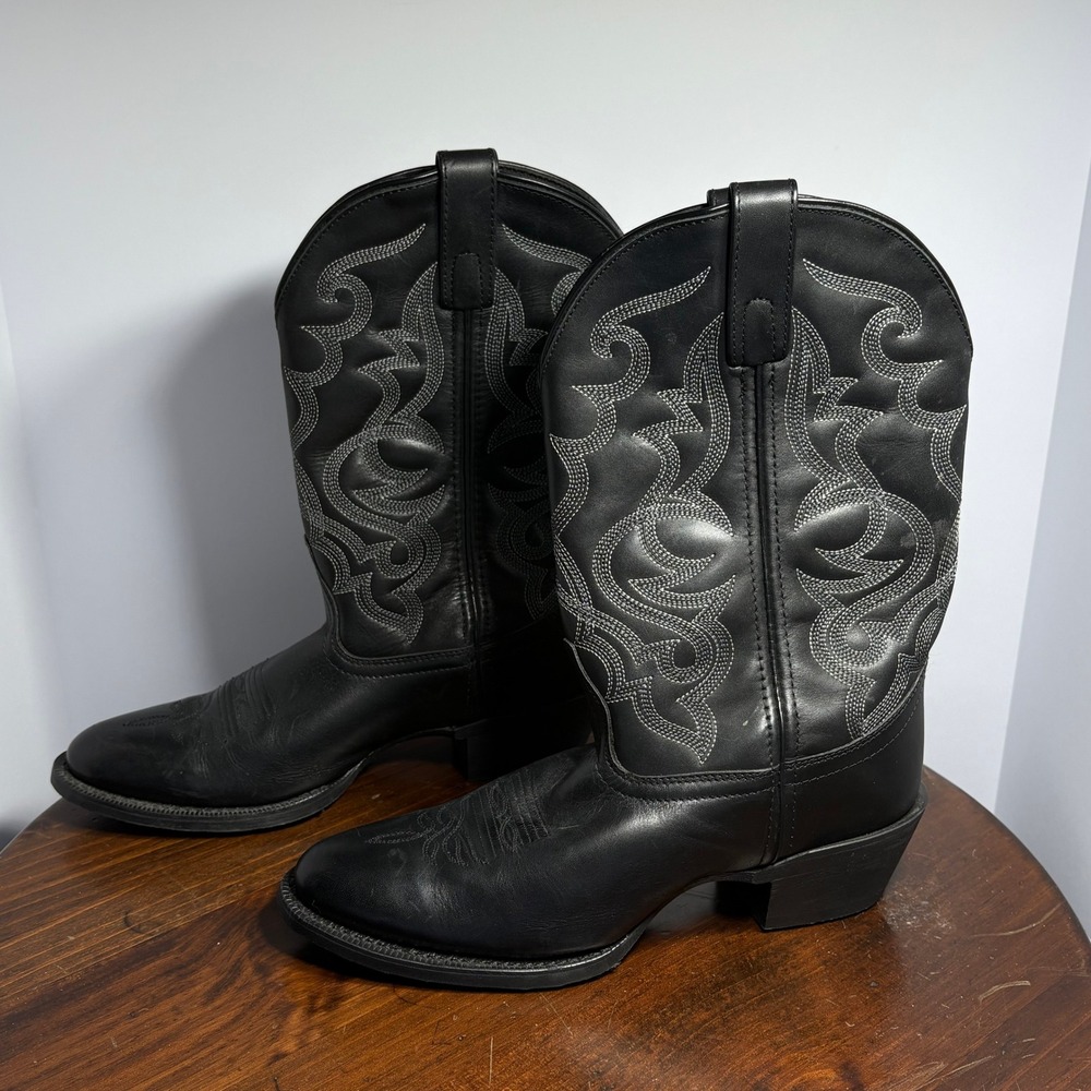 Laredo Boots Women‎ 7.5 Black Leather Western Cowgirl Embroidered Pointed Toe